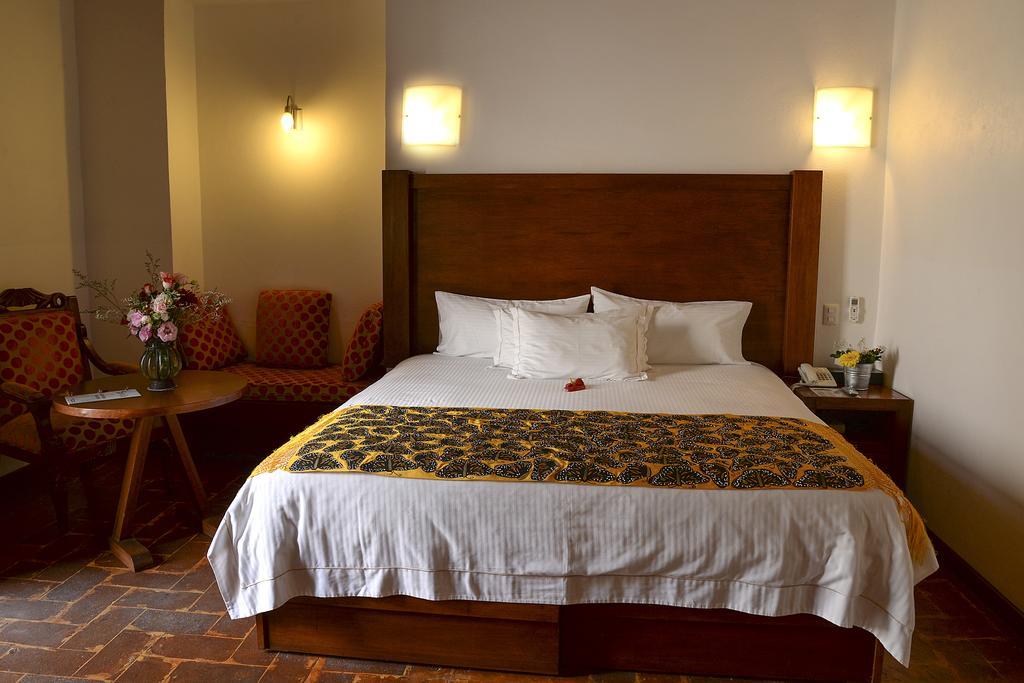 El Serafin Hotel Boutique Queretaro Luaran gambar
