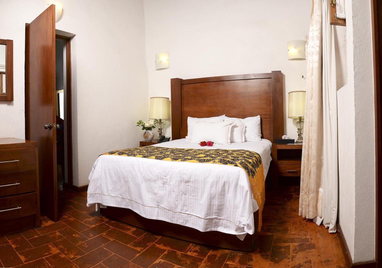 El Serafin Hotel Boutique Queretaro Luaran gambar